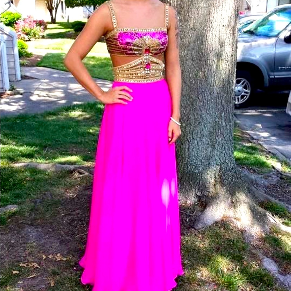 Gorgeous Prom Dress